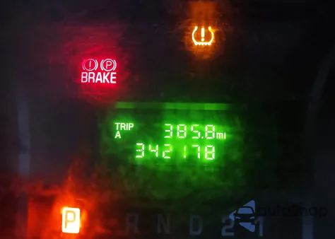 2010 Ford E-150 Commercial/Recreational из США, поврежденный, VIN 1FTNE1EW1ADA90893